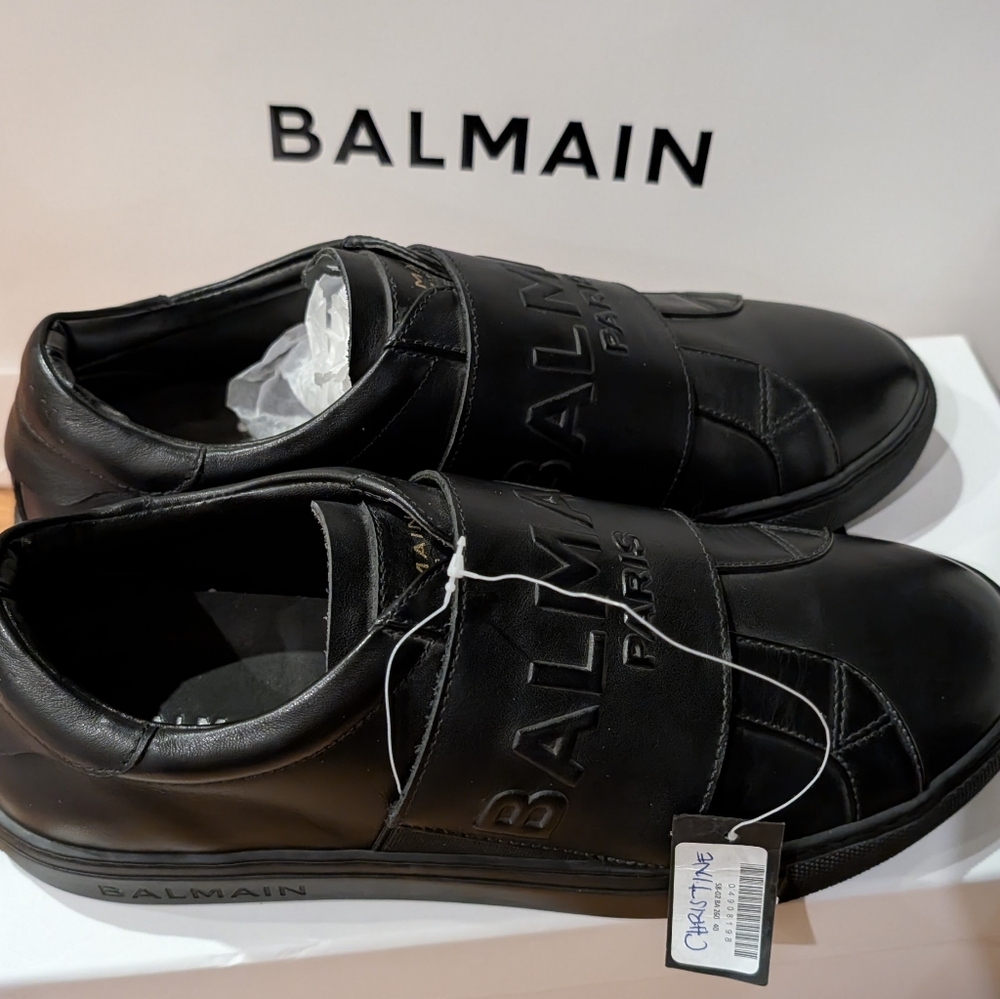 📌Sale 200cad BNWT Balmain Black Sneakers - Size 40